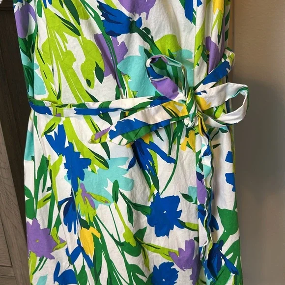 Maggy London | Soft White Floral Short Puff Sleeve A-Line Pockets | 10 - Picture 6 of 13